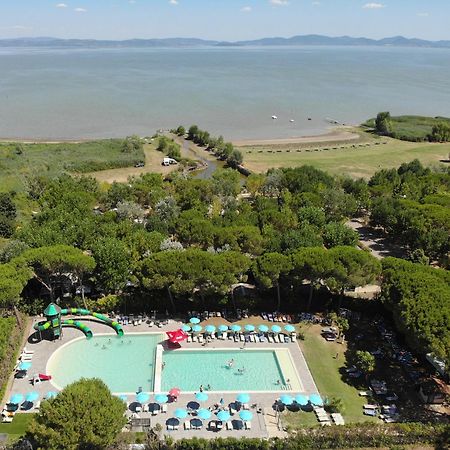 Camping Badiaccia Village Castiglione del Lago Exterior foto