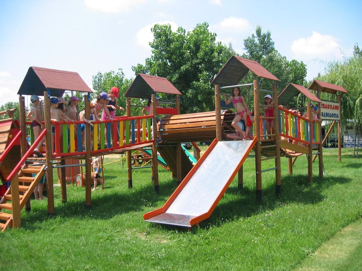 Camping Badiaccia Village Castiglione del Lago Exterior foto